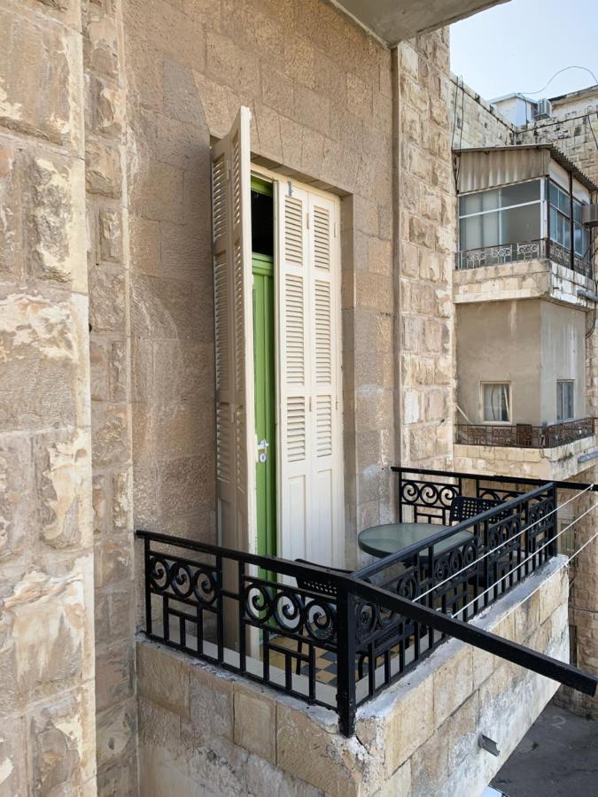 Guesthouse Comfy - Separate Rooms In The Apartment For A Relaxing Holiday Χάιφα Εξωτερικό φωτογραφία