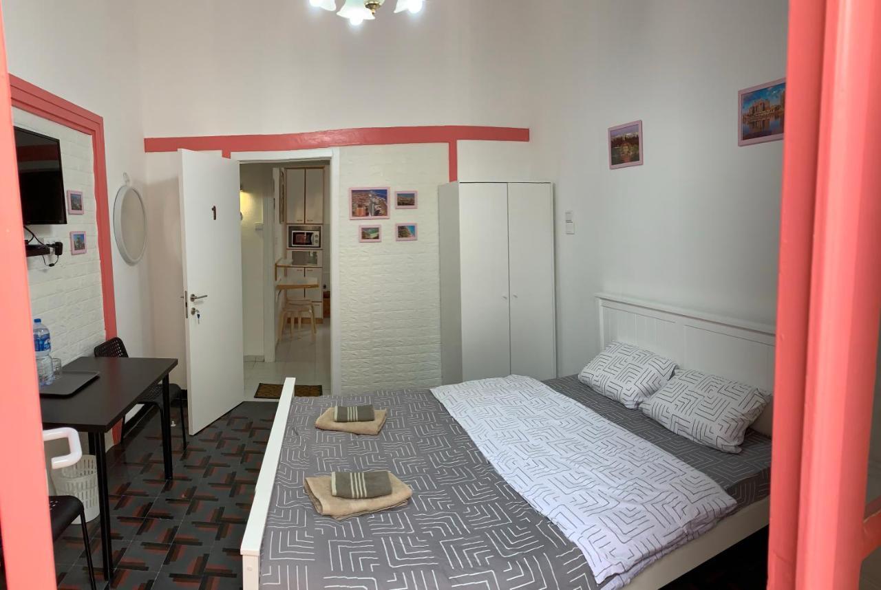 Guesthouse Comfy - Separate Rooms In The Apartment For A Relaxing Holiday Χάιφα Εξωτερικό φωτογραφία