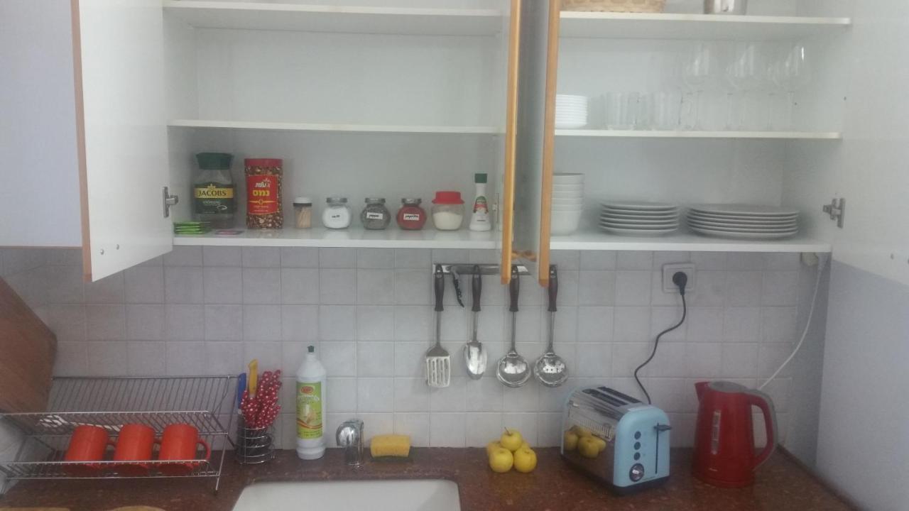 Guesthouse Comfy - Separate Rooms In The Apartment For A Relaxing Holiday Χάιφα Εξωτερικό φωτογραφία