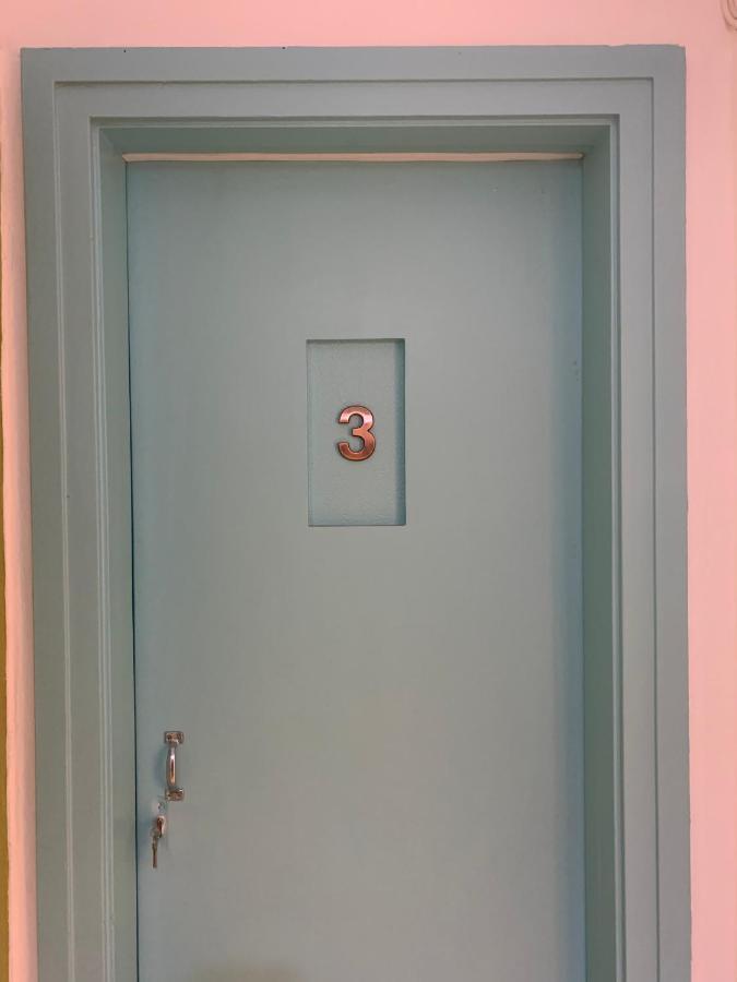 Guesthouse Comfy - Separate Rooms In The Apartment For A Relaxing Holiday Χάιφα Εξωτερικό φωτογραφία